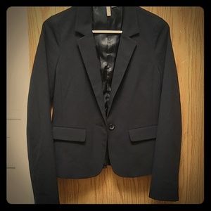 One button Frenchi brand blazer